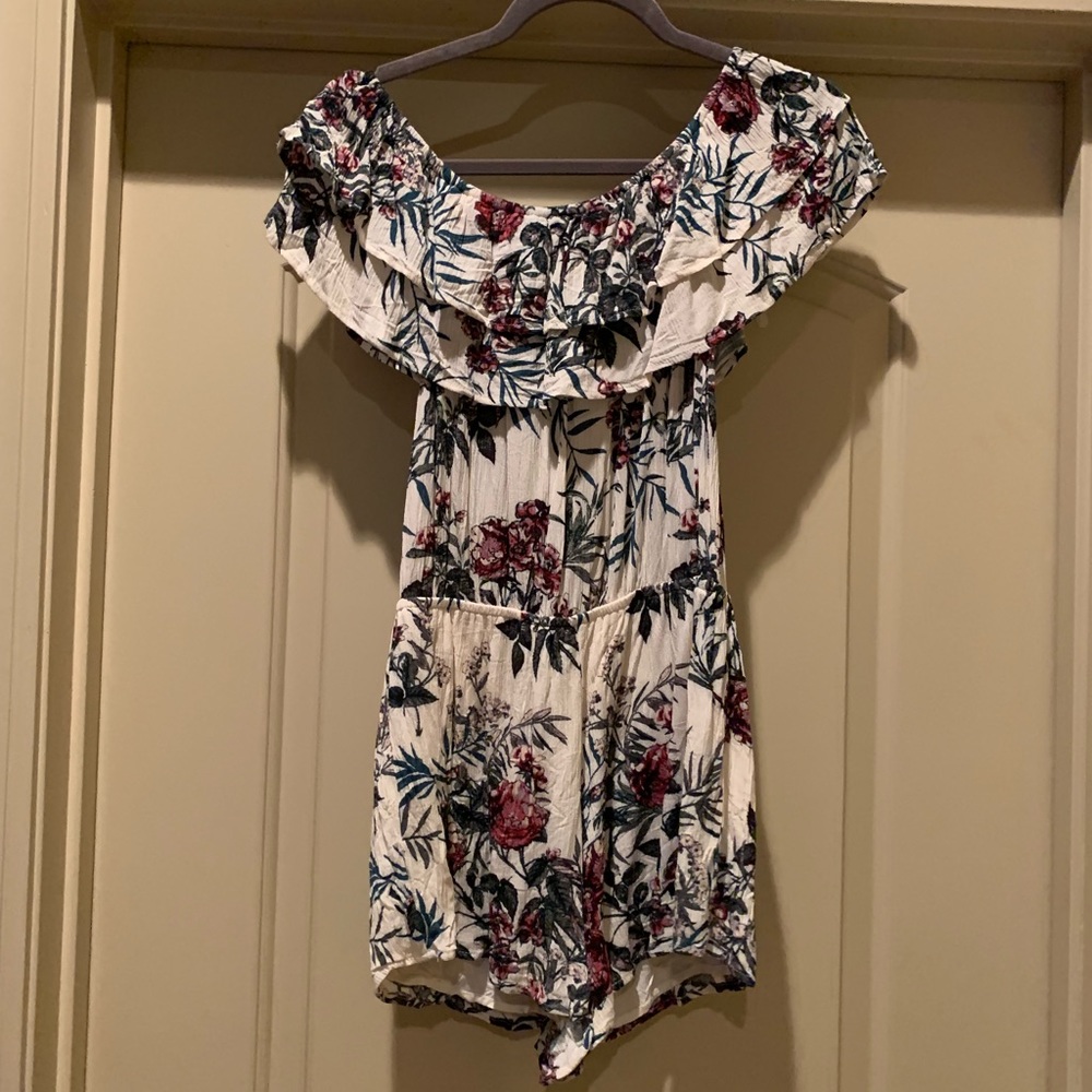 Harper Off the shoulder floral romper